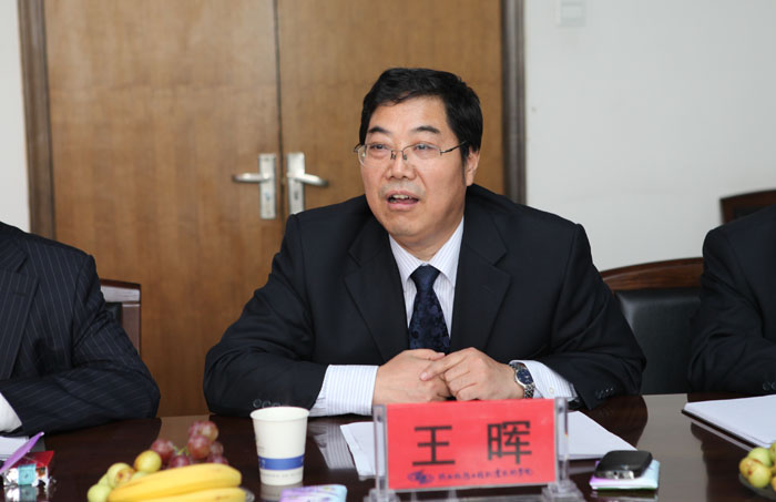 省委教育工委副书记教育厅副厅长梁宝林到陕铁院考察调研