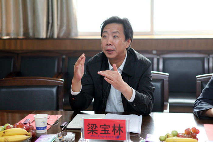 省委教育工委副书记教育厅副厅长梁宝林到陕铁院考察调研