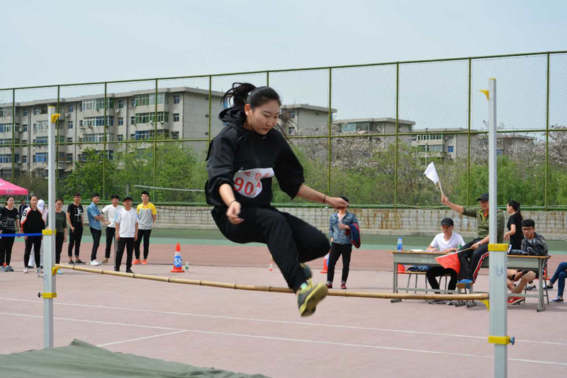 郭颖鑫.jpg 郭颖鑫.jpg