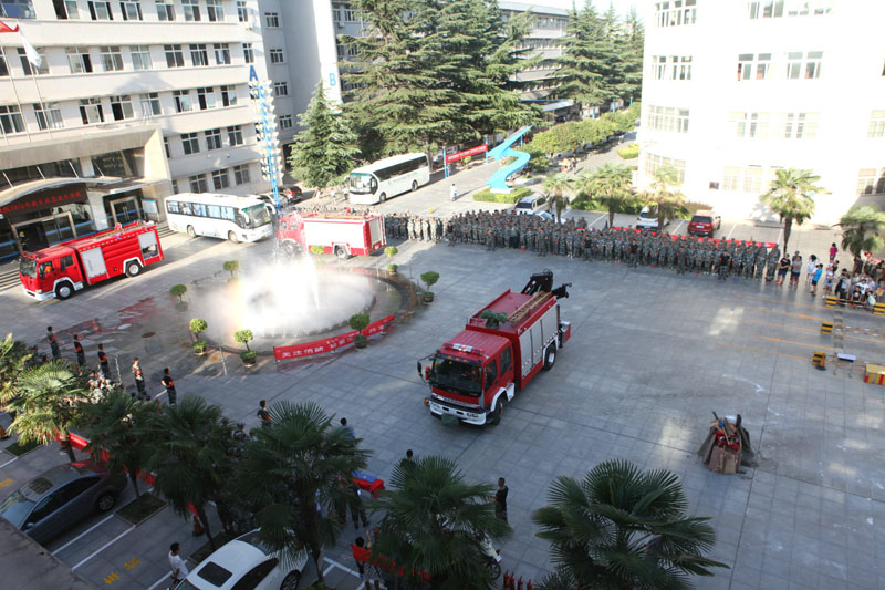 演练现场_meitu_3.jpg
