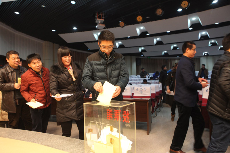 投票.jpg 投票.jpg