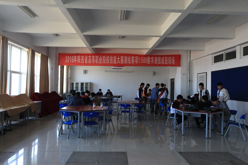 比赛1.jpg 比赛1.jpg