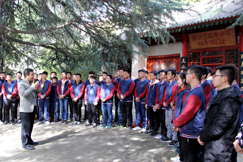 现场.jpg 现场.jpg