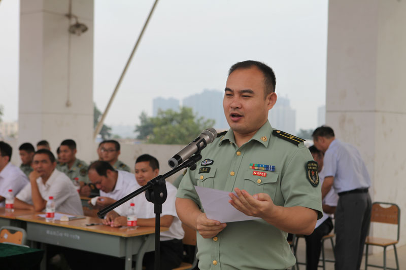 中国人民解放军63785部队技工训练队教导员李闯方讲话   参训部队